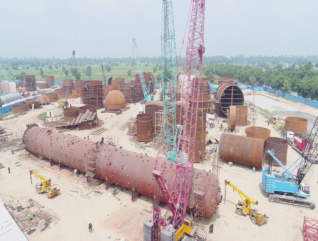 Site-Fabricated Super-Heavy Columns — Guru Gobind Singh Refinery Complex